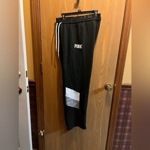 NWOT Pink Victoria’s Secret Sweatpants Black Medium